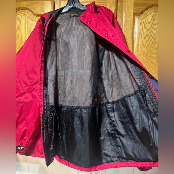 Vintage 90's Chlorophylle Red Gore-Tex Rain Jacket Men's Large - Picture 7 of 11